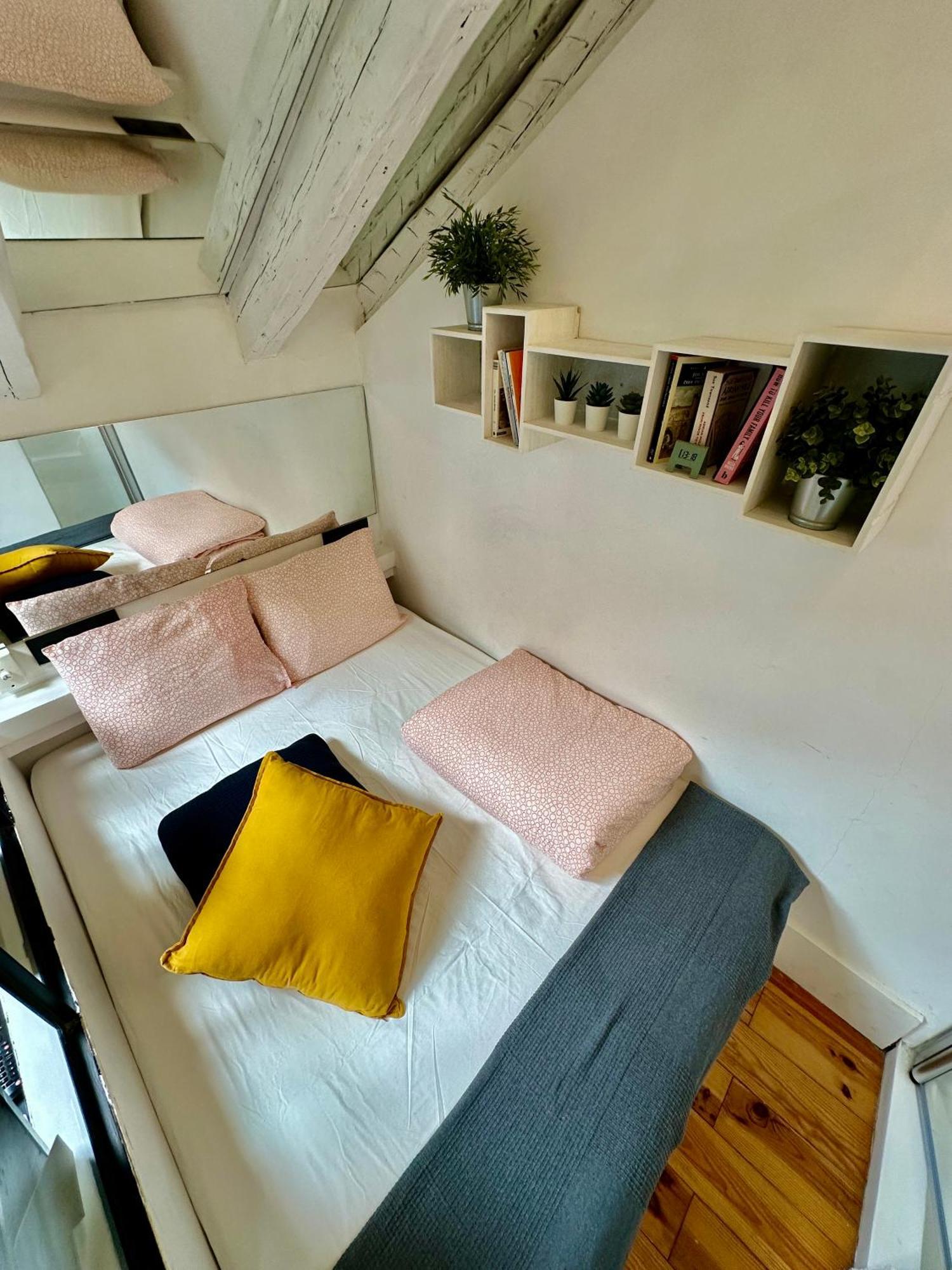 Acogedor Estudio Chueca Madrid Bagian luar foto