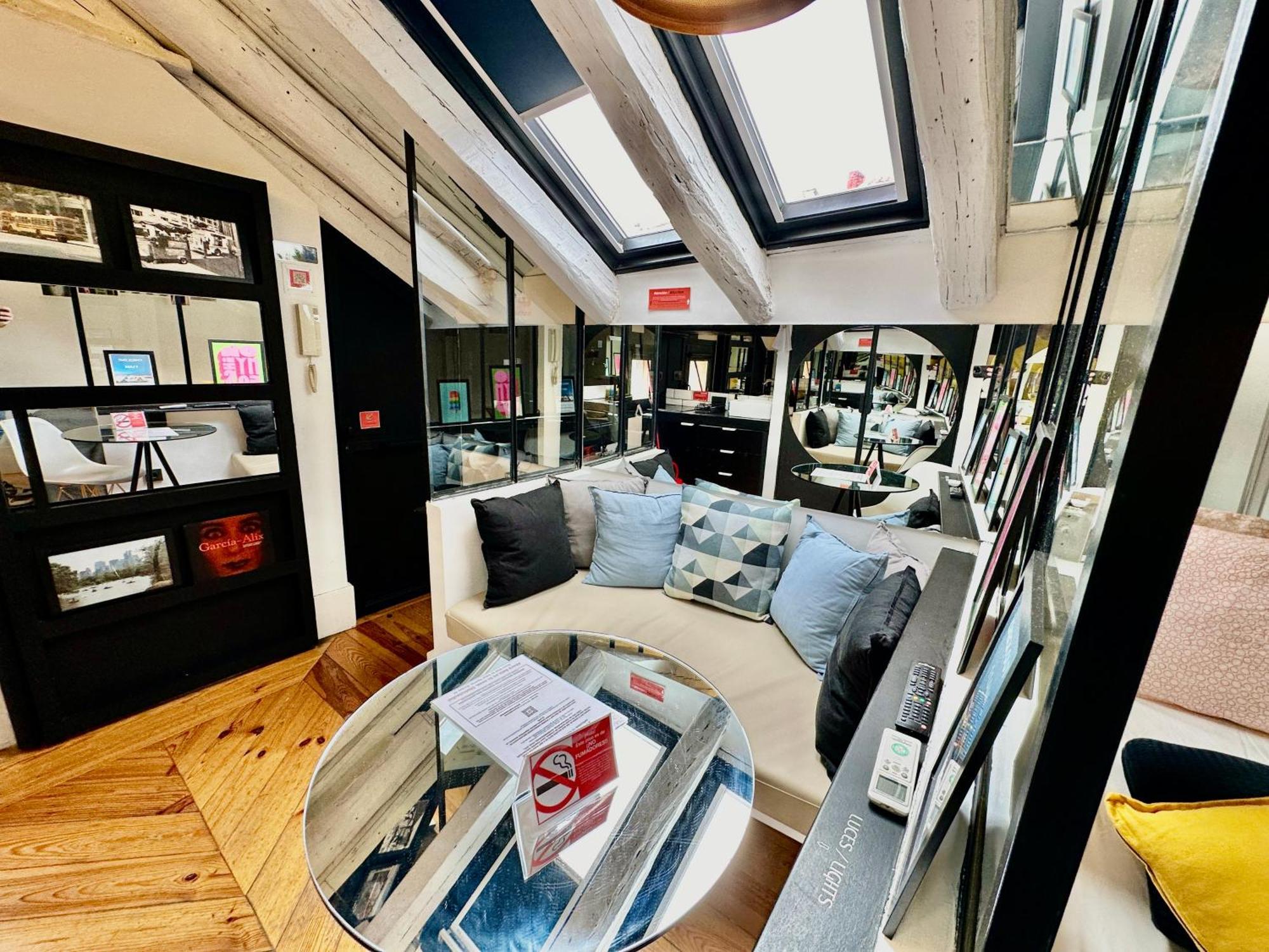 Acogedor Estudio Chueca Madrid Bagian luar foto